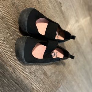 Crocs Mary Jane girls size 10 black